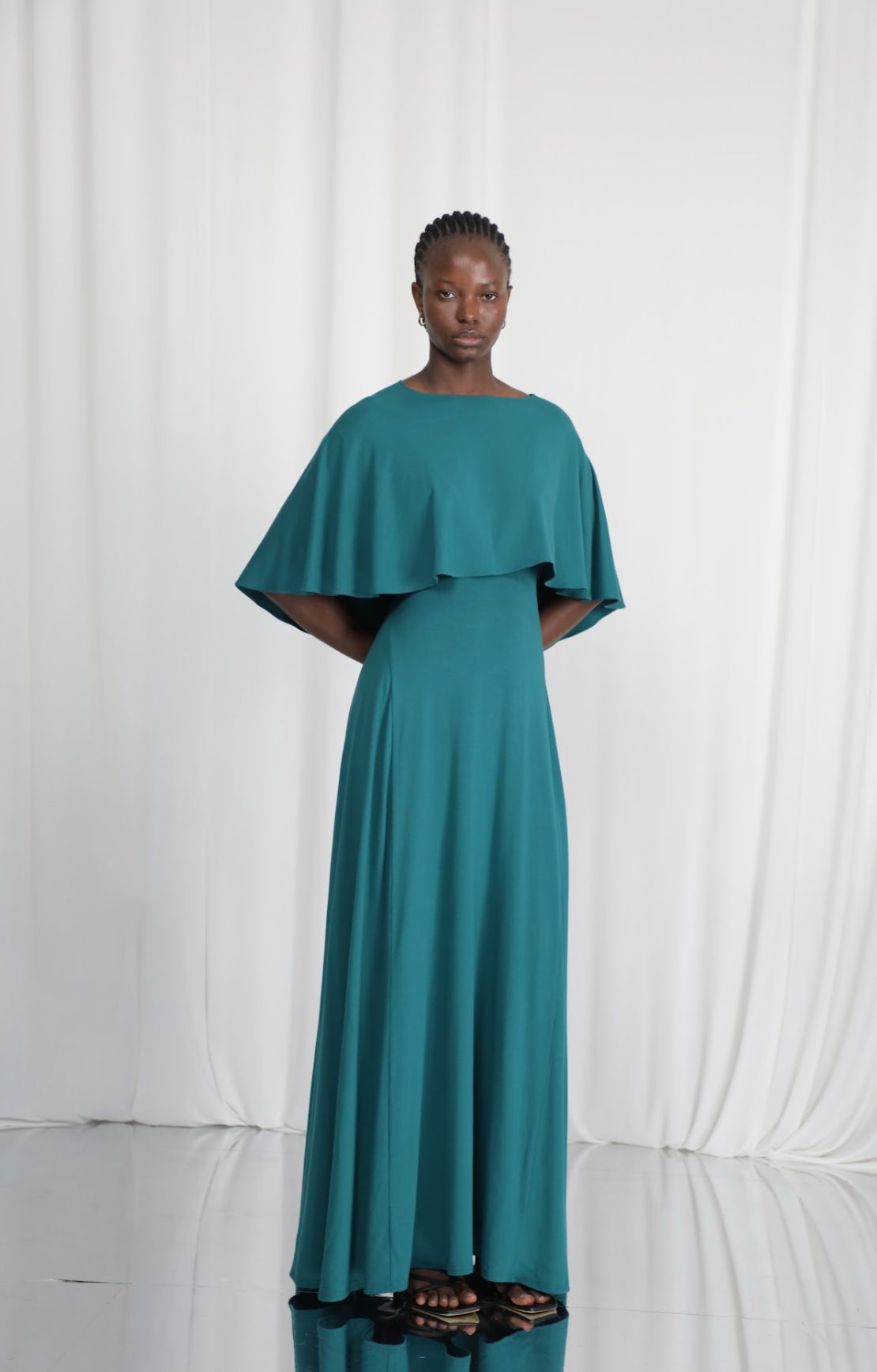 Short Drape Cape
