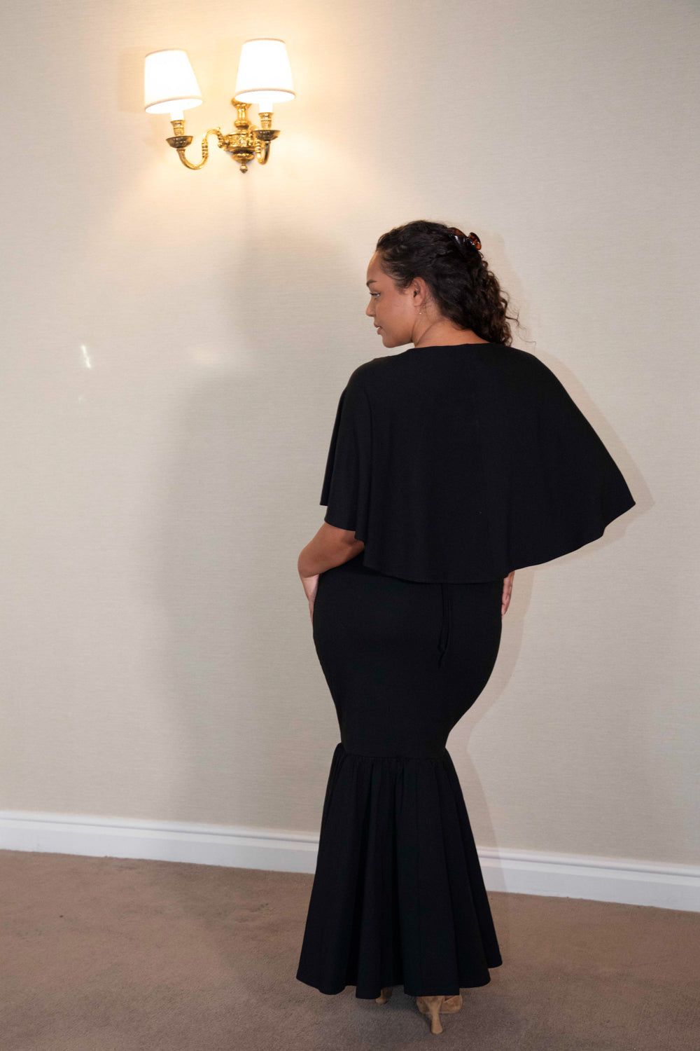 Short Drape Cape